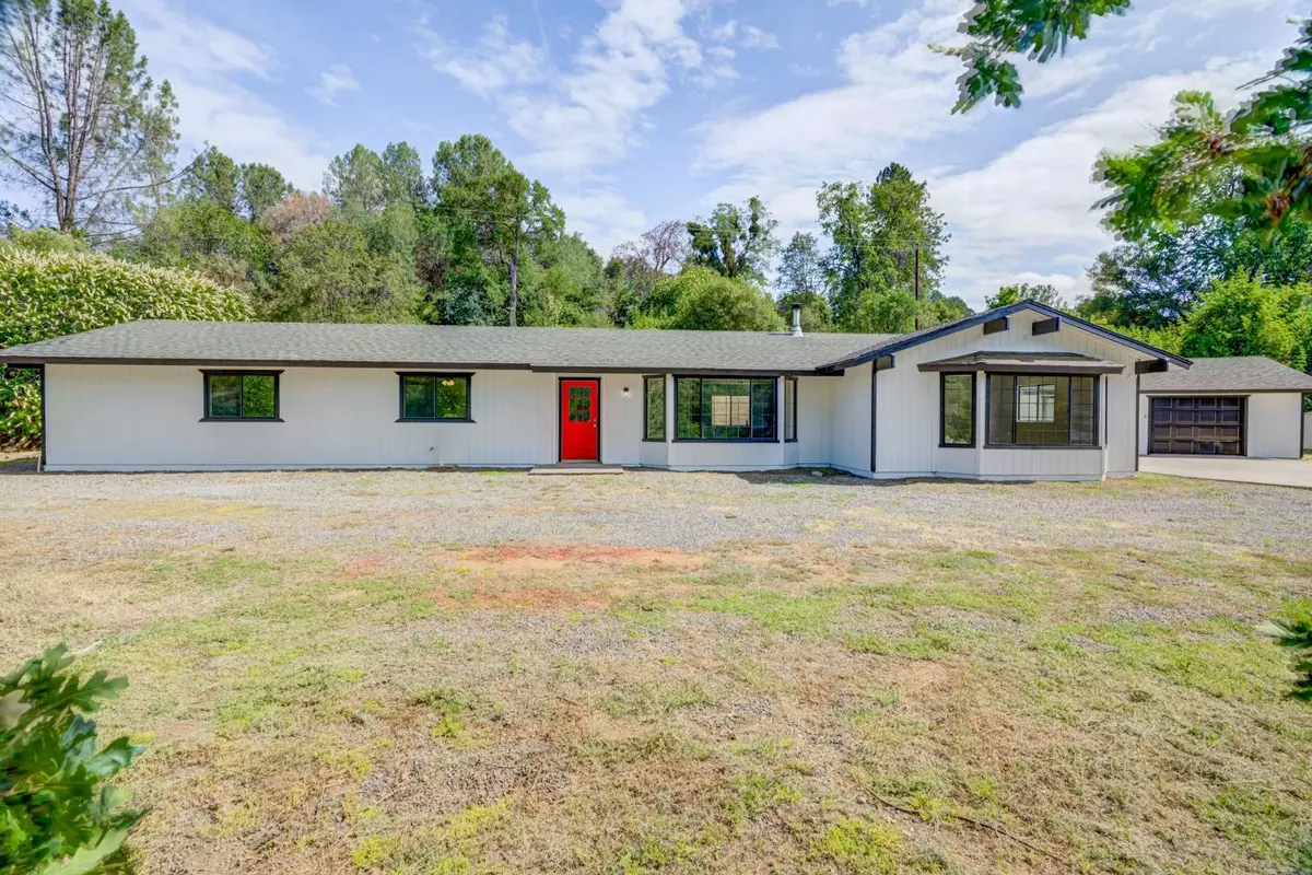 North Fork, CA 93643,54210 White Oak Place