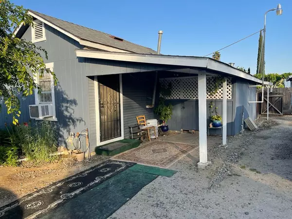 10507 Avenue 388, Dinuba, CA 93618