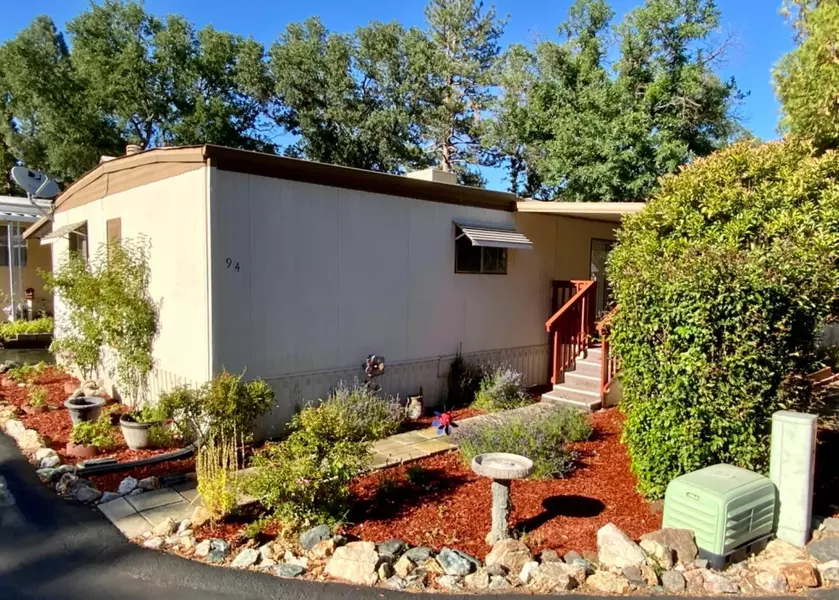 39678 Road 425B  Unit 94, Oakhurst, CA 93644