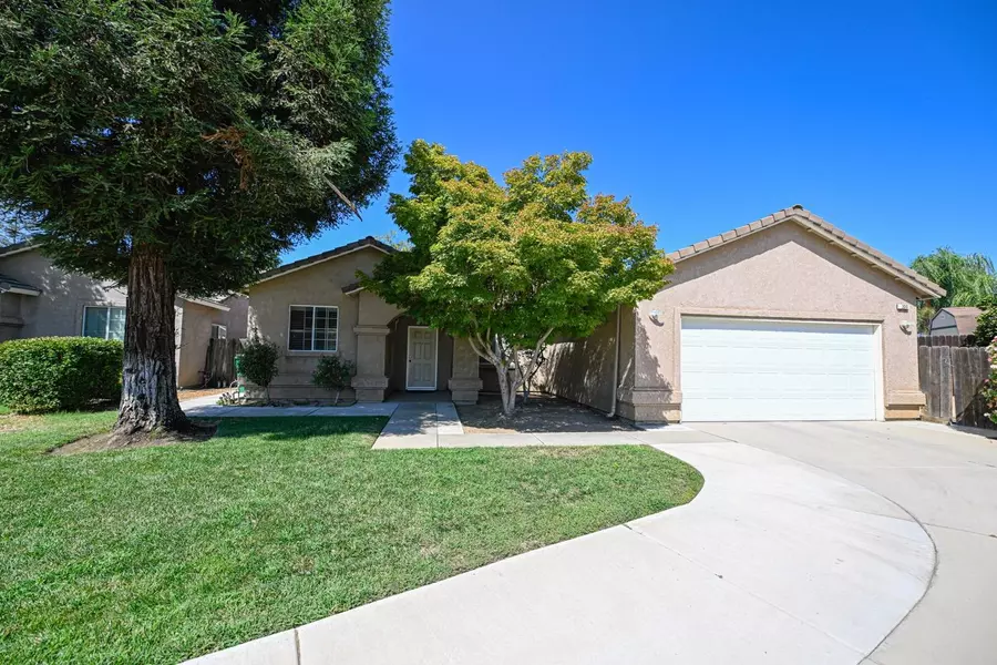 200 Willow Court, Fowler, CA 93625