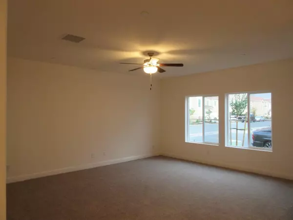 Fresno, CA 93722,4430 W Langden Drive Unit Lot12