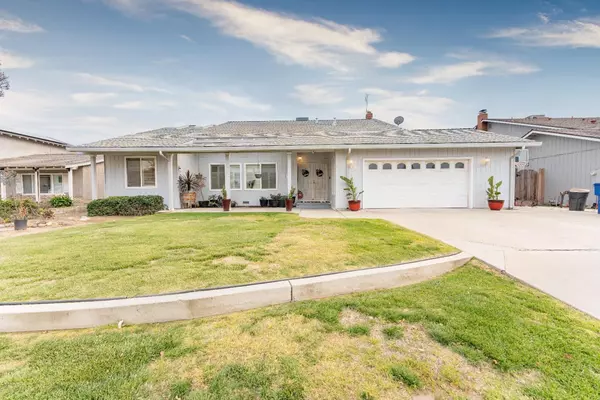 751 Cedar Lane, Lemoore, CA 93245