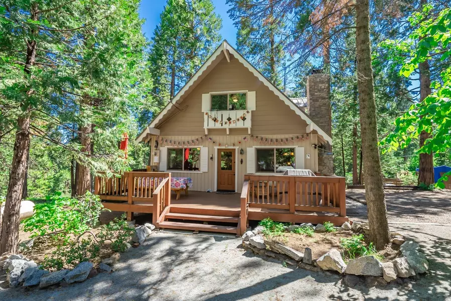 42064 Hanging Branch Road, Shaver Lake, CA 93664