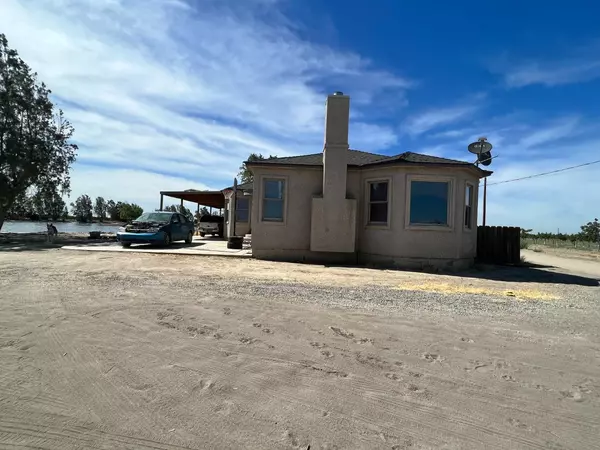 Kerman, CA 93630,25999 W Whitesbridge Avenue