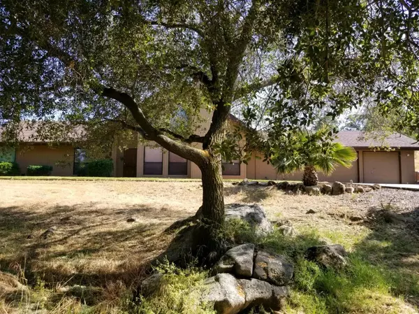 Coarsegold, CA 93614,42018 Wild Horse Way