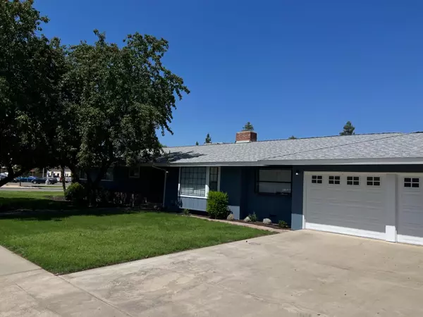 Reedley, CA 93654,272 W Cypress Avenue