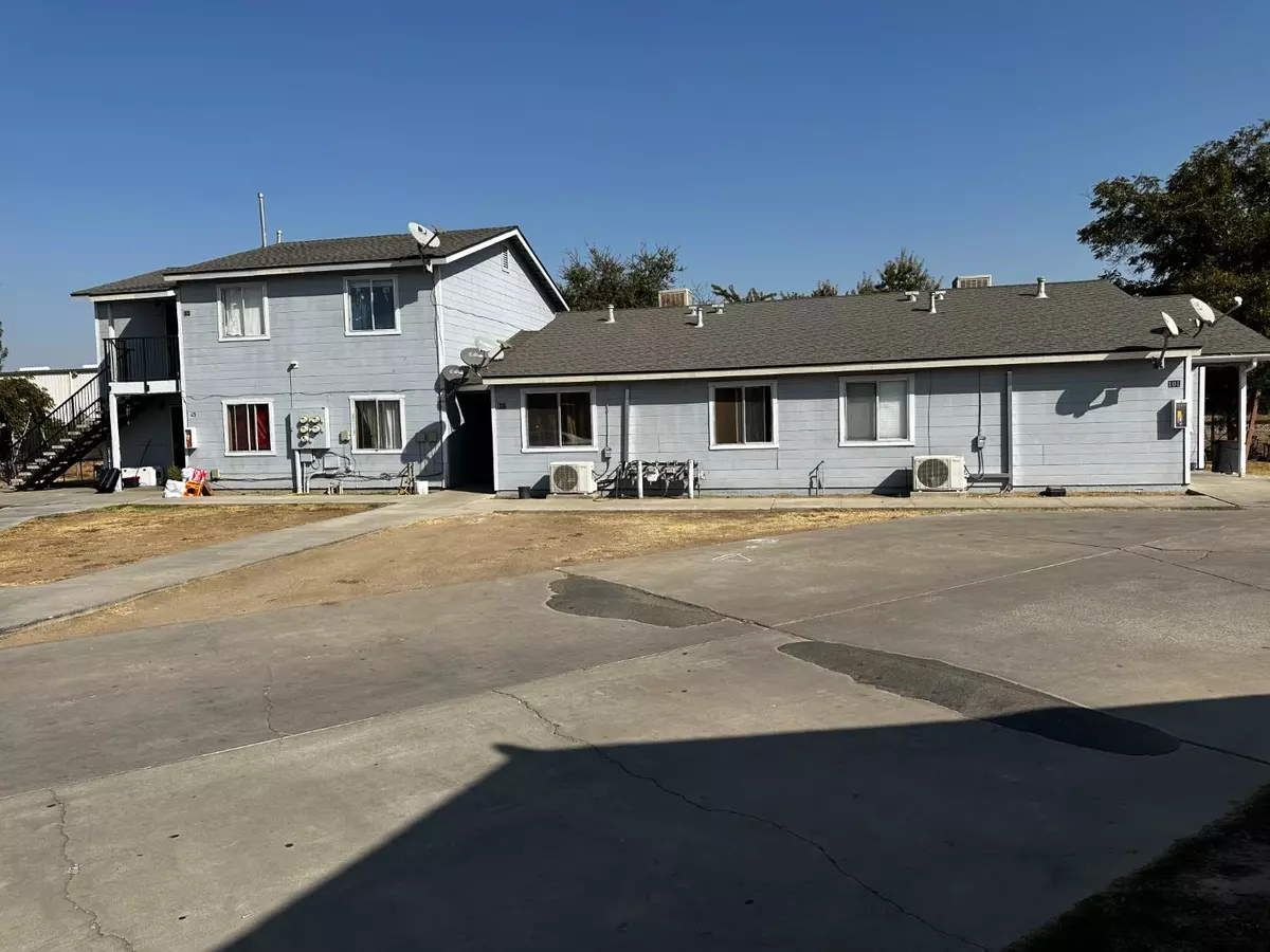 Dinuba, CA 93618,1452 S College Avenue Unit 101