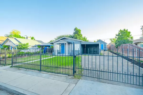 837 E Evening Glow Avenue, Reedley, CA 93654