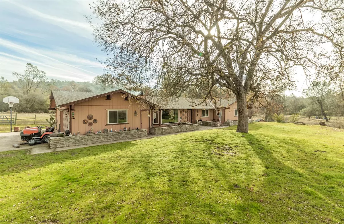 Prather, CA 93651,30296 Gooseberry Lane