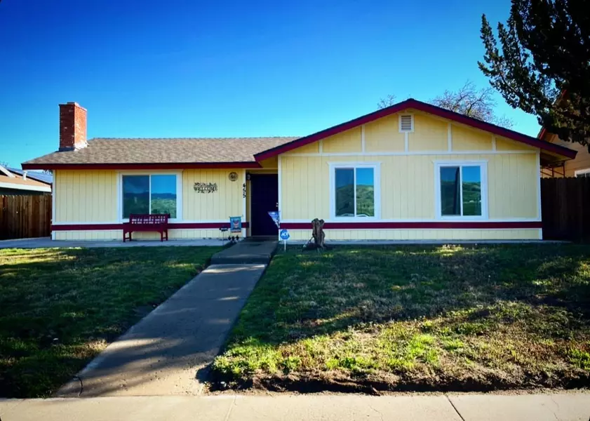 455 S Monterey Avenue, Coalinga, CA 93210