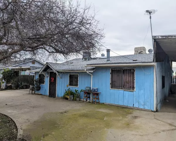 Orange Cove, CA 93646,357 5th Street