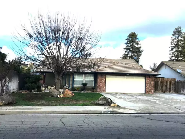 Exeter, CA 93221,107 Sequoia Drive