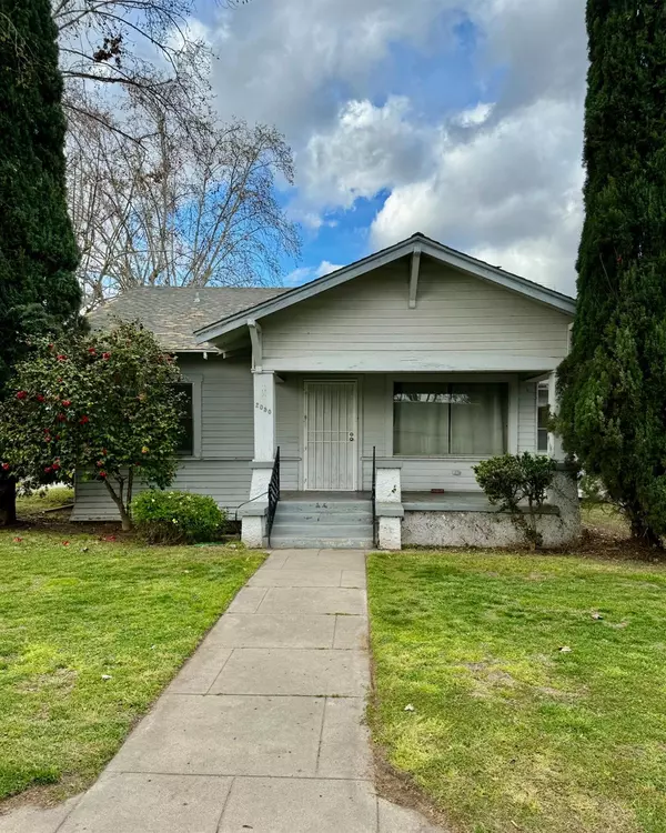 2050 Merced Street, Selma, CA 93662