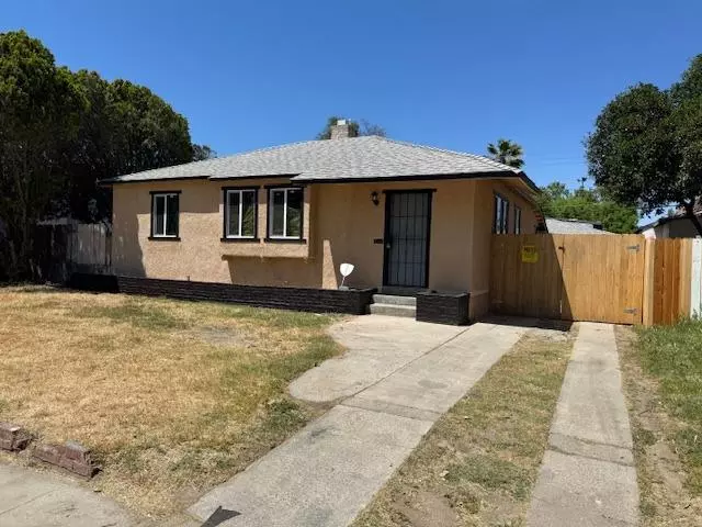 Fresno, CA 93703,1931 E Cambridge Avenue