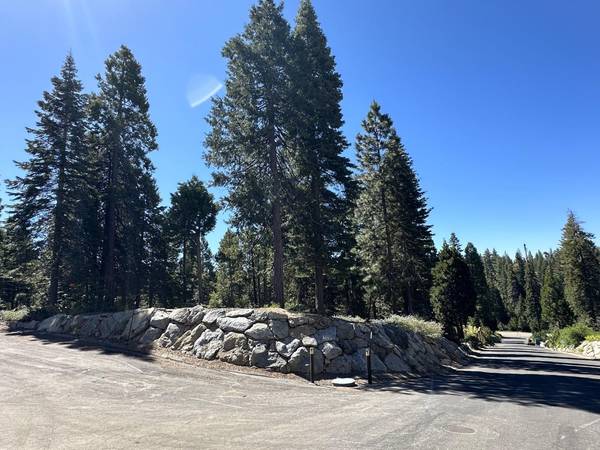 42142 Opal Lane, Shaver Lake, CA 93664