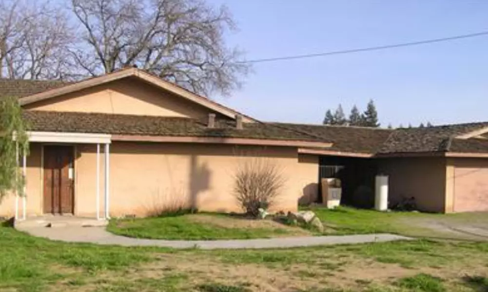 4206 W dakota Avenue, Fresno, CA 93611