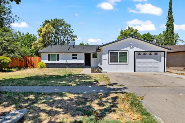 4303 N Gearhart Avenue, Fresno, CA 93726