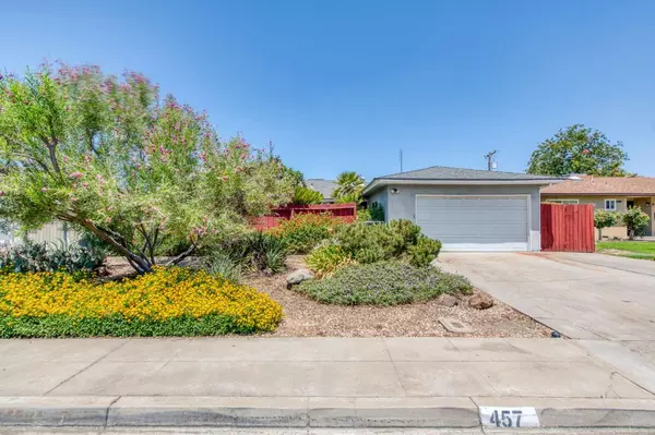 457 W Keats Avenue, Clovis, CA 93612