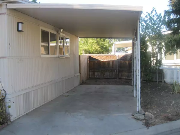 Fresno, CA 93720,9360 N Blackstone Avenue Unit 141