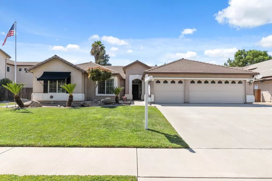 2225 S Jacques Street, Visalia, CA 93277