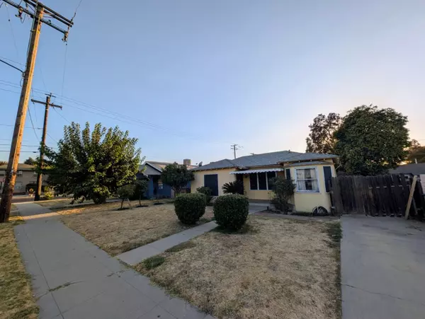 Visalia, CA 93277,921 S Locust Street