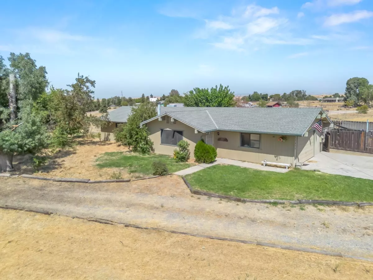 Madera, CA 93636,37055 Avenue 17 1/2