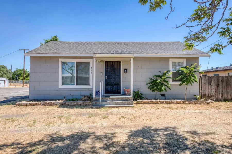 4560 Hamilton, Fresno, CA 93702