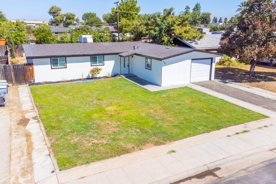 45 Rall, Clovis, CA 93612