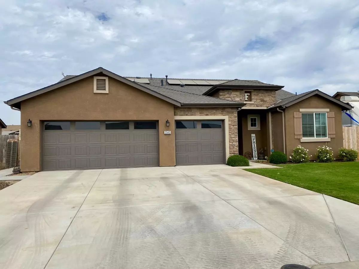 Kingsburg, CA 93631,2543 Orange Court