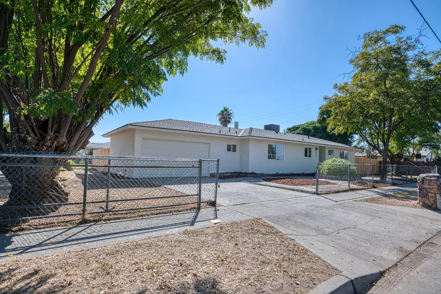 4612 E Florence Avenue, Fresno, CA 93725