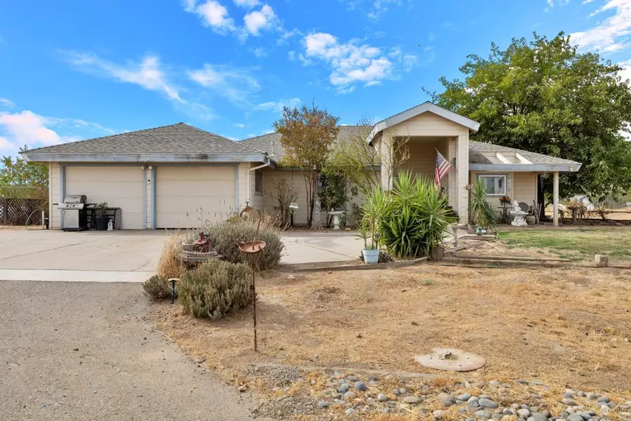 36842 Highway 145, Madera, CA 93636