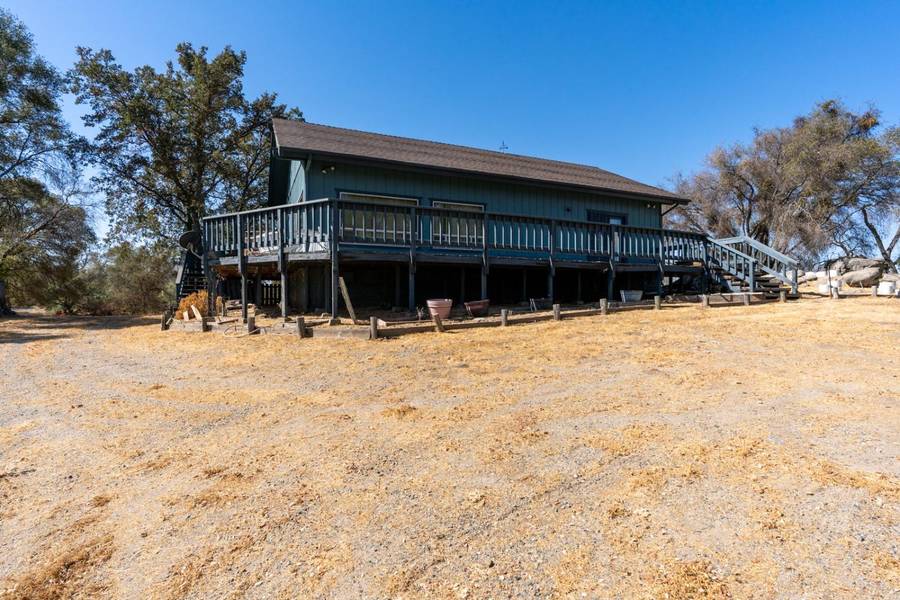 30289 Auberry Road, Prather, CA 93651