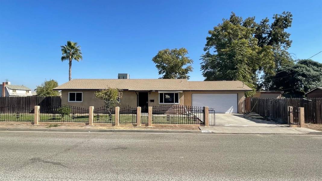 1201 Hale Avenue, Corcoran, CA 93212