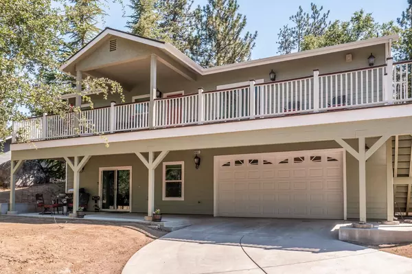 48441 Woodbend Court, Oakhurst, CA 93644