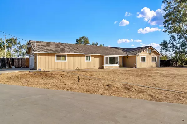 Madera, CA 93638,24743 Tropical Drive