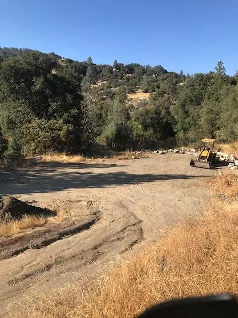 Oakhurst, CA 93644,50189 Hidden Falls Road