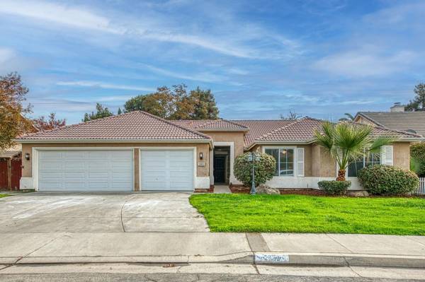 2909 Plum Lane, Hanford, CA 93230