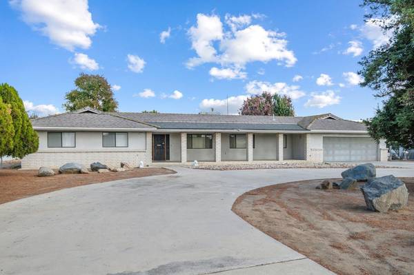 1274 S Fowler Avenue, Fresno, CA 93727