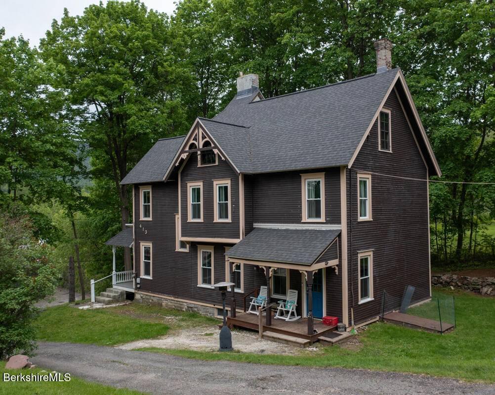 413 S State St, North Adams, MA 01247