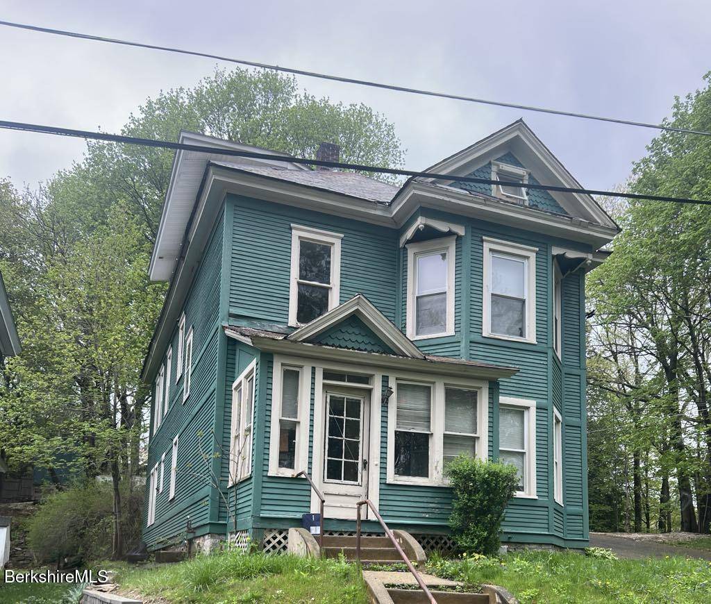 57 Beacon St, North Adams, MA 01247