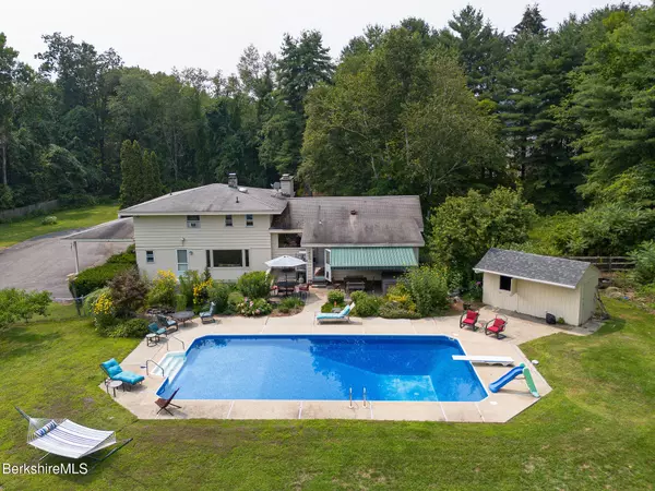 20 Cooper Rd, Great Barrington, MA 01230