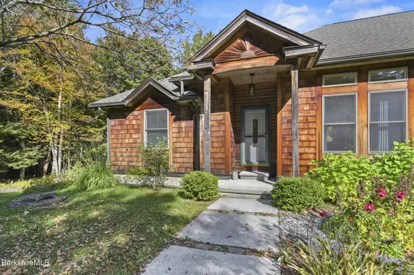 106 Stoney Brook Rd, Becket, MA 01223