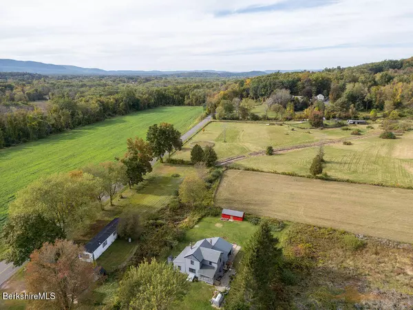 95 Water Farm Rd, Sheffield, MA 01257