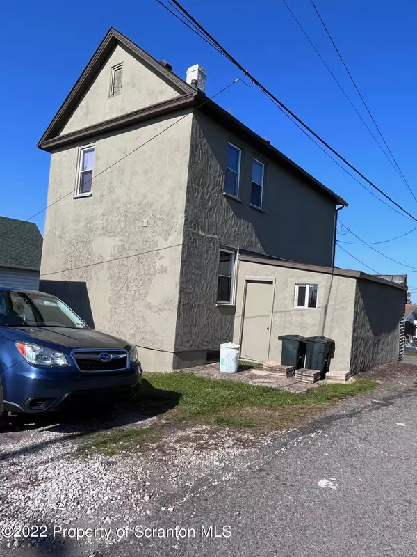 Scranton, PA 18505,910 Orchard ST