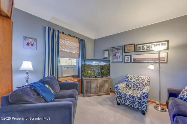 Scranton, PA 18505,917 Willow ST