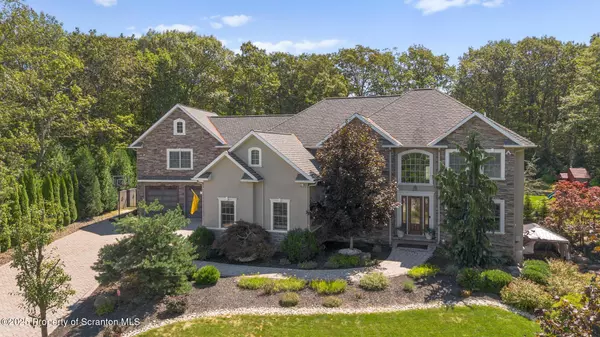 Roaring Brook Twp, PA 18444,117 Wellington DR