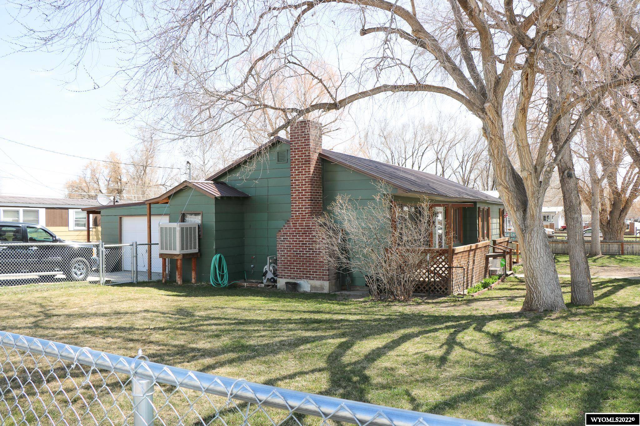 Lander, WY 82520,560 Washington Street