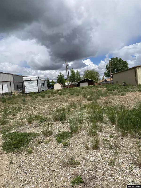 Saratoga, WY 82331,804 W Bridge Ave