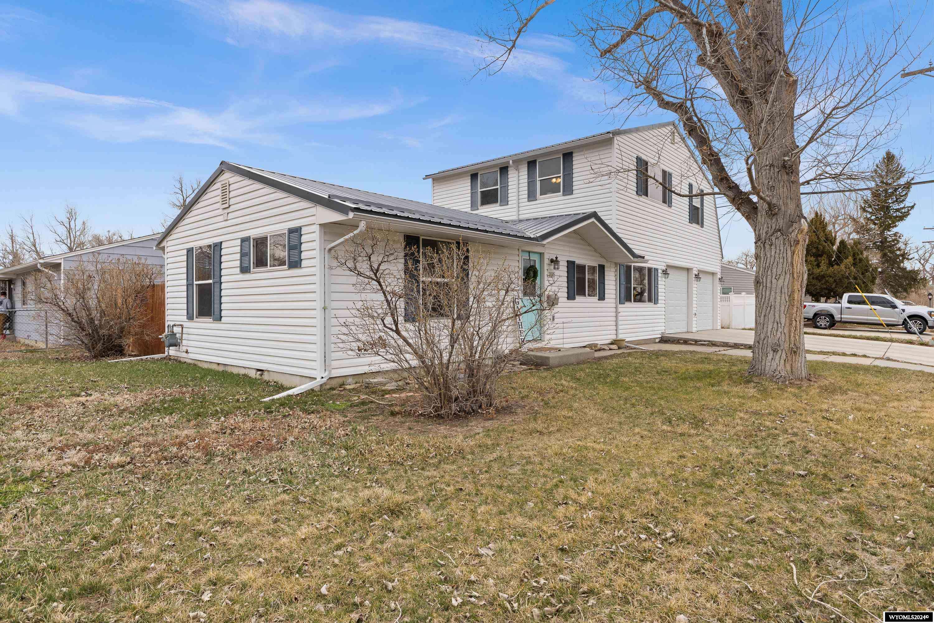 Casper, WY 82604,3005 DeSmet