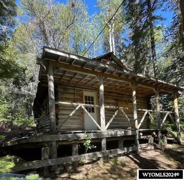 8651 Tower Hill Road, Casper, WY 82601-0000